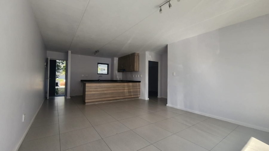 2 Bedroom Property for Sale in Parklands Western Cape